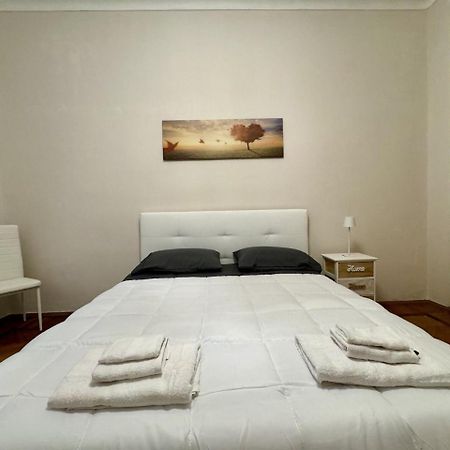 6 Posti Letto Vicino Al Centro Apartment Turin Exterior photo